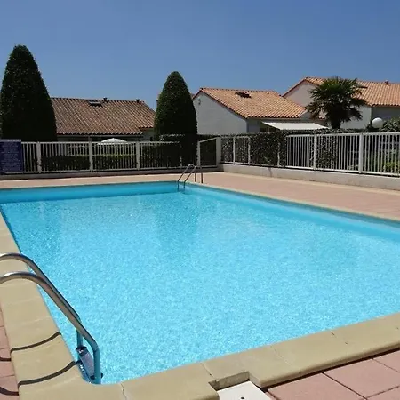 Sur - Cote Pontaillac - Mitoyenne - Piscine Collective * Vaux-sur-Mer