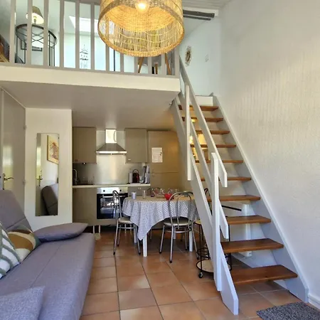 Appartement Sur - Côté Pontaillac - Mitoyenne - Piscine Collective